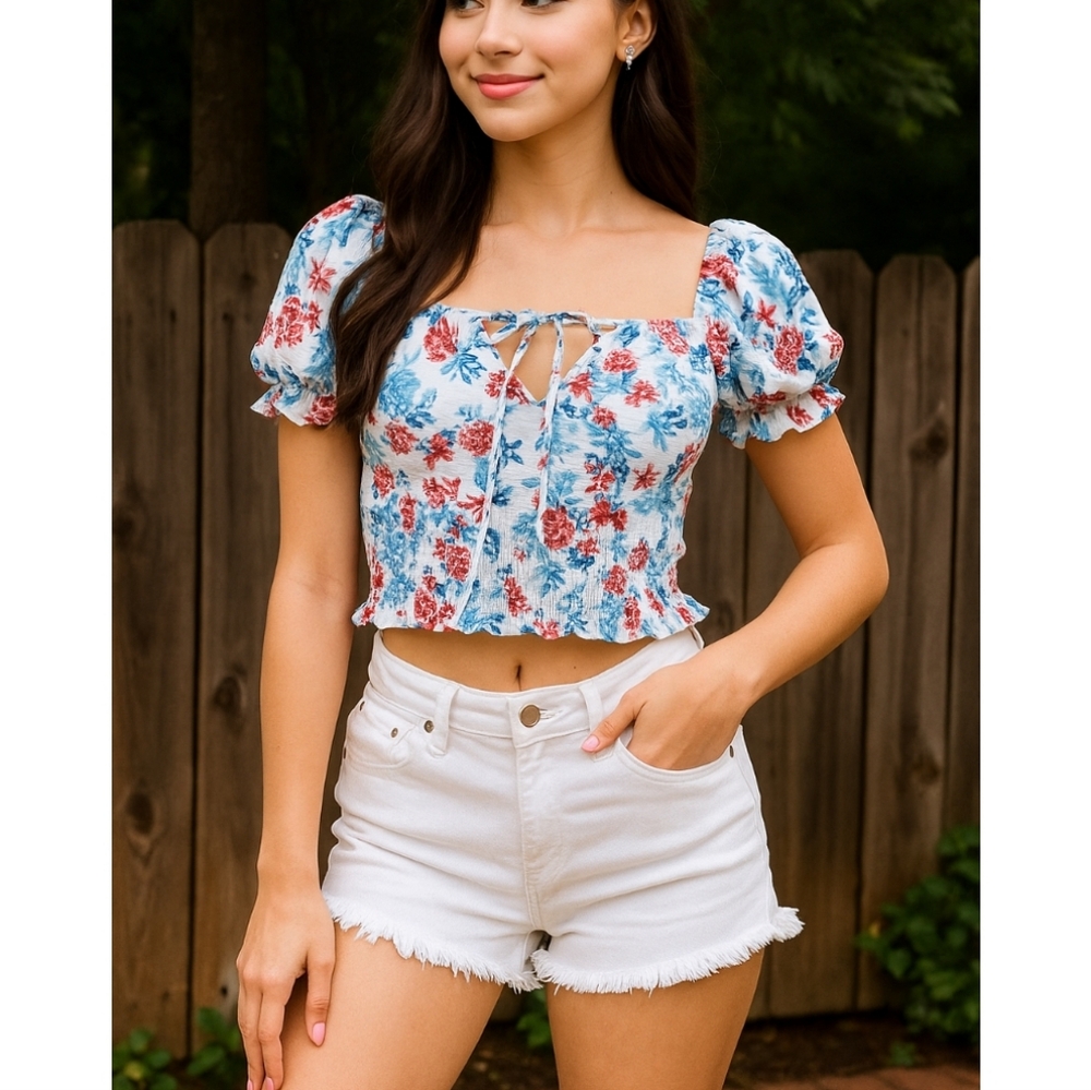 Fitted floral top - size small
